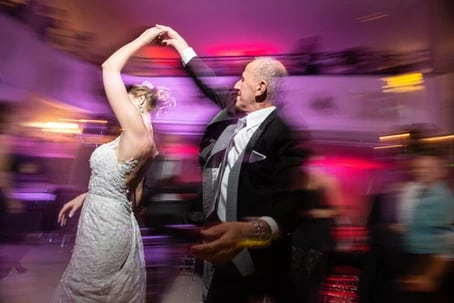 How To Choose The Perfect Wedding DJ For Your Estes Park Wedding